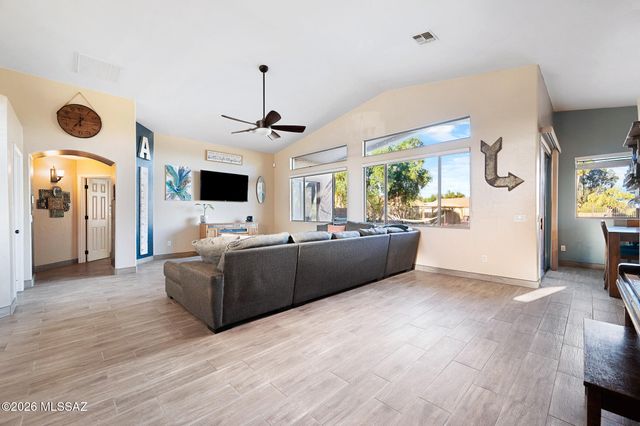 12462 N Stone Ring Drive, Marana, AZ 85653