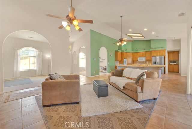 8250 Snow Cap Avenue, Pinon Hills, CA 92372