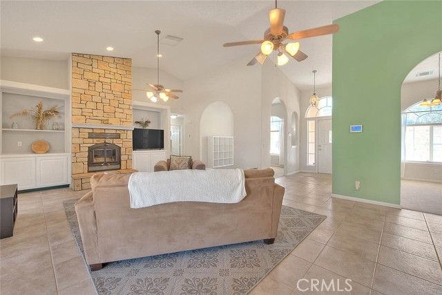 8250 Snow Cap Avenue, Pinon Hills, CA 92372