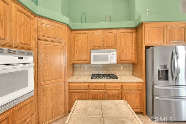 8250 Snow Cap Avenue, Pinon Hills, CA 92372