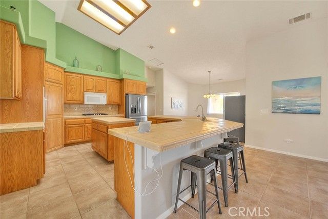 8250 Snow Cap Avenue, Pinon Hills, CA 92372