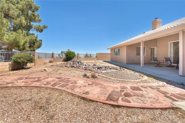 8250 Snow Cap Avenue, Pinon Hills, CA 92372