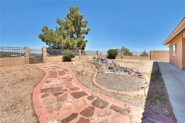 8250 Snow Cap Avenue, Pinon Hills, CA 92372