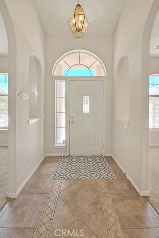 8250 Snow Cap Avenue, Pinon Hills, CA 92372