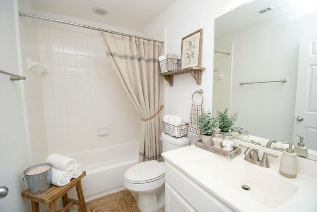 5210 Bartlett Vista Court, Fulshear, TX 77441