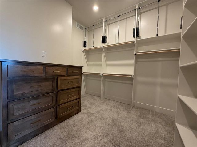 17183 S Heatherwood Street, Olathe, KS 66062