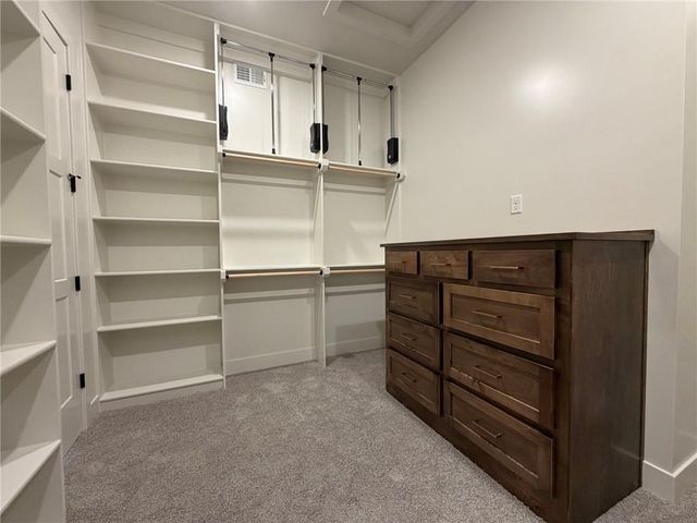 17183 S Heatherwood Street, Olathe, KS 66062