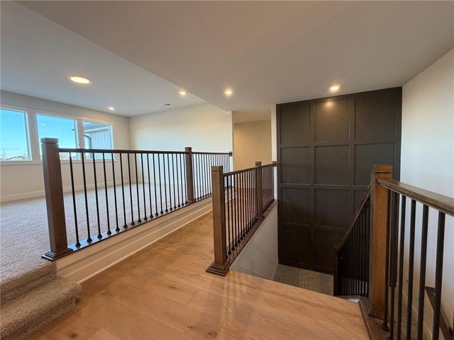 17183 S Heatherwood Street, Olathe, KS 66062