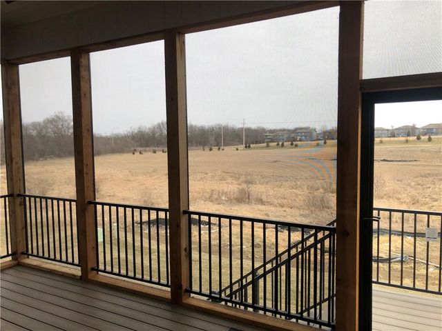 17183 S Heatherwood Street, Olathe, KS 66062