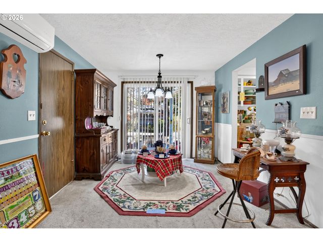8623 Ne LEWIS Dr, Vancouver, WA 98662