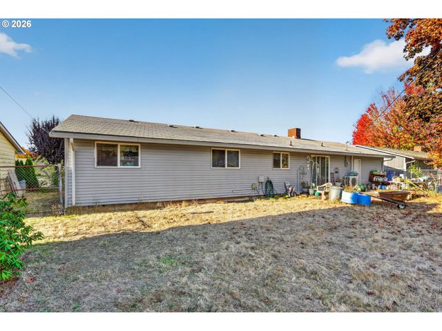 8623 Ne LEWIS Dr, Vancouver, WA 98662