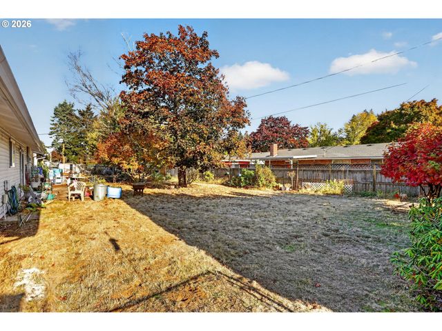 8623 Ne LEWIS Dr, Vancouver, WA 98662