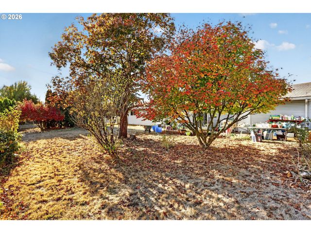 8623 Ne LEWIS Dr, Vancouver, WA 98662