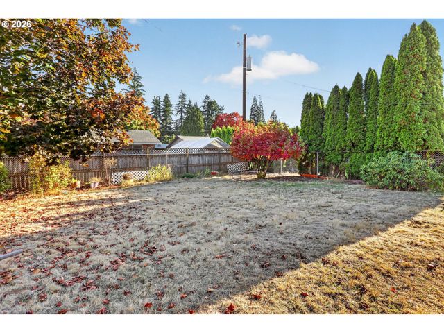 8623 Ne LEWIS Dr, Vancouver, WA 98662