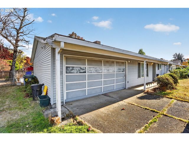 8623 Ne LEWIS Dr, Vancouver, WA 98662