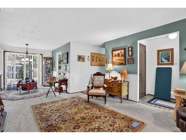 8623 Ne LEWIS Dr, Vancouver, WA 98662