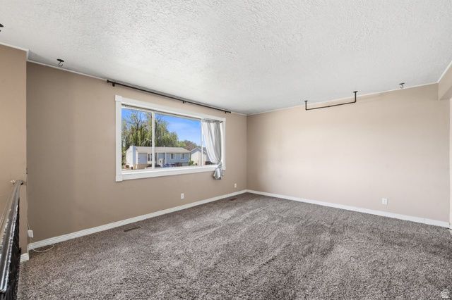 5892 S 2550 W, Roy, UT 84067