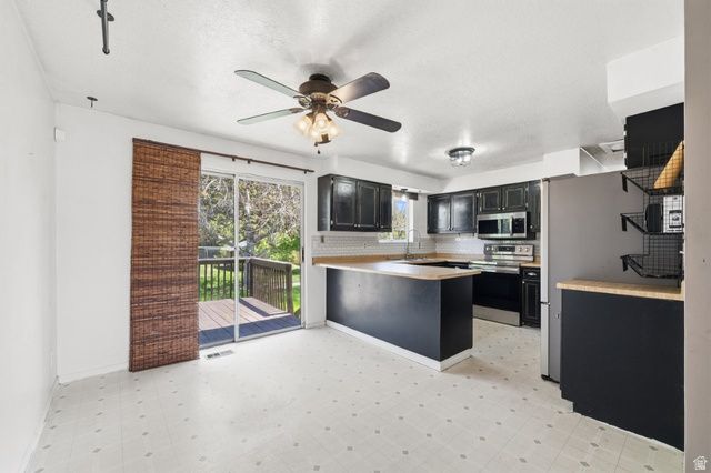 5892 S 2550 W, Roy, UT 84067