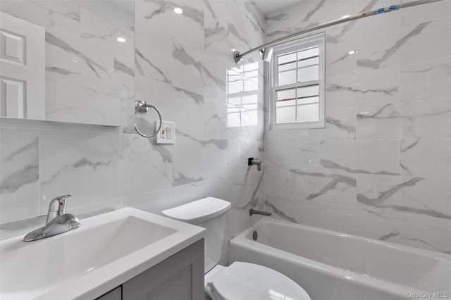 28 Elissa Lane, Yonkers, NY 10710