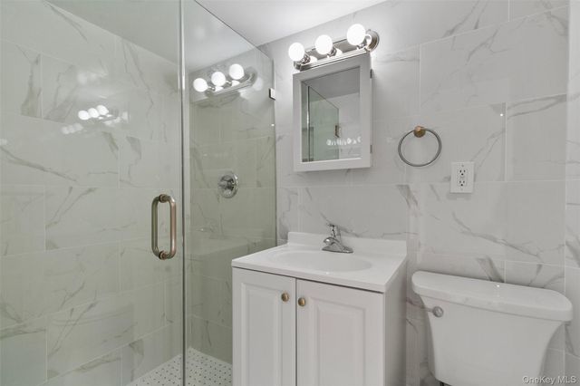 28 Elissa Lane, Yonkers, NY 10710