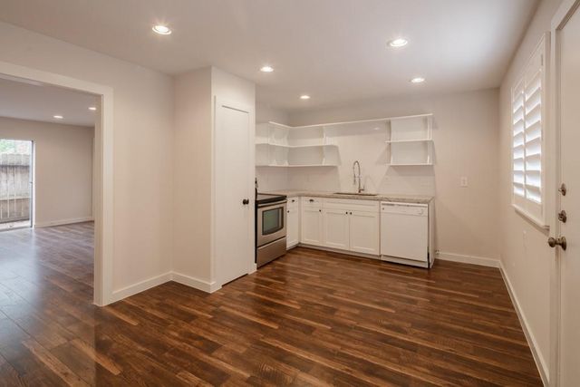 4040 San Felipe Street 176, Houston, TX 77027