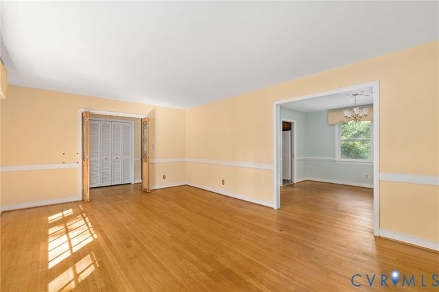 7732 Surreywood Dr, Chesterfield, VA 23235