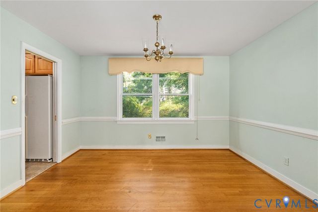 7732 Surreywood Dr, Chesterfield, VA 23235