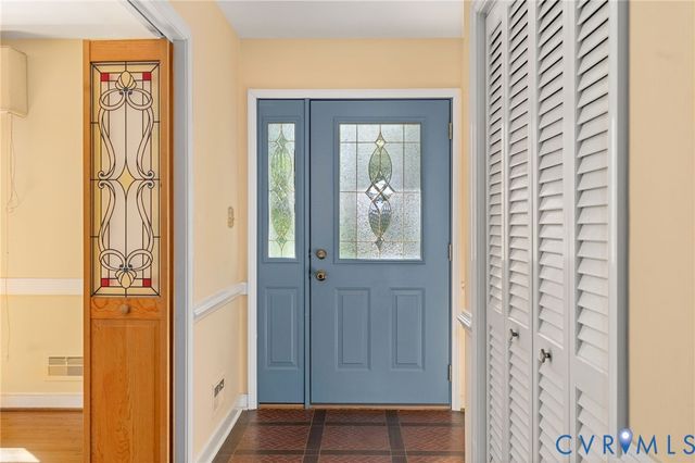 7732 Surreywood Dr, Chesterfield, VA 23235