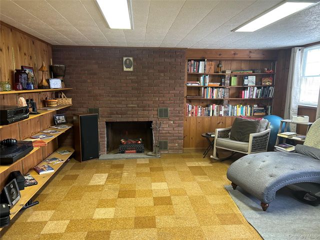 52 Clover Hill Drive, Poughkeepsie, NY 12603