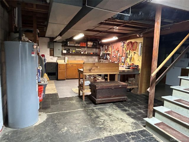 52 Clover Hill Drive, Poughkeepsie, NY 12603