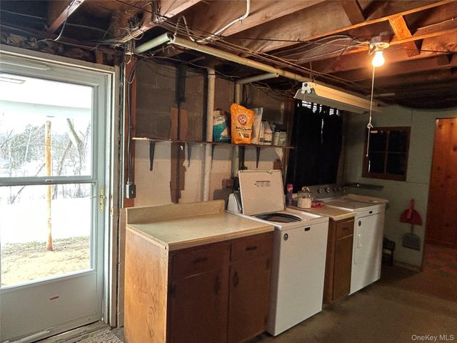 52 Clover Hill Drive, Poughkeepsie, NY 12603