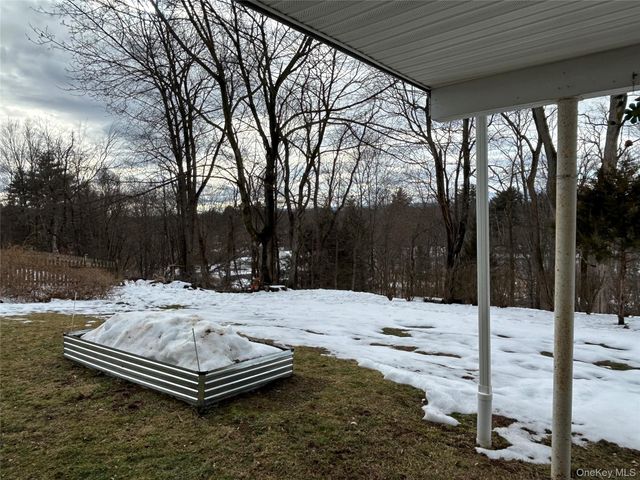 52 Clover Hill Drive, Poughkeepsie, NY 12603