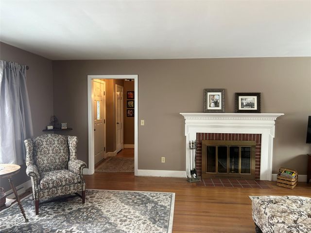 52 Clover Hill Drive, Poughkeepsie, NY 12603