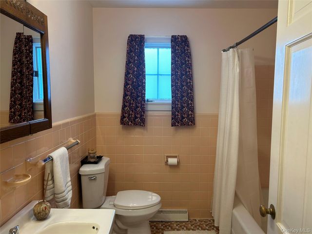 52 Clover Hill Drive, Poughkeepsie, NY 12603