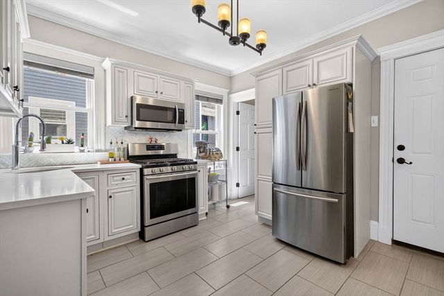 19 Rill St 2, Boston, MA 02125