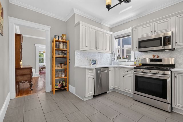 19 Rill St 2, Boston, MA 02125