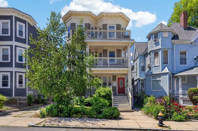 19 Rill St 2, Boston, MA 02125