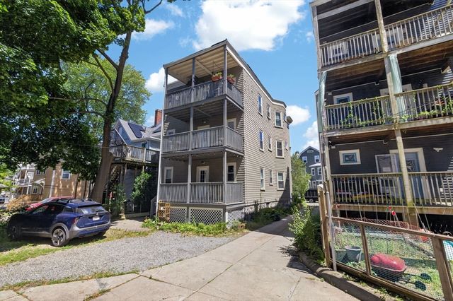 19 Rill St 2, Boston, MA 02125
