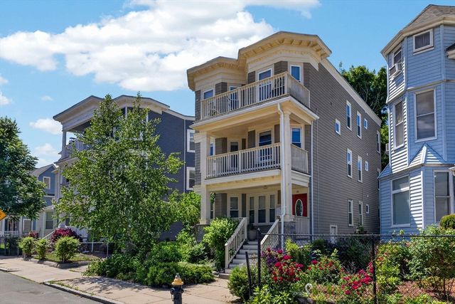 19 Rill St 2, Boston, MA 02125