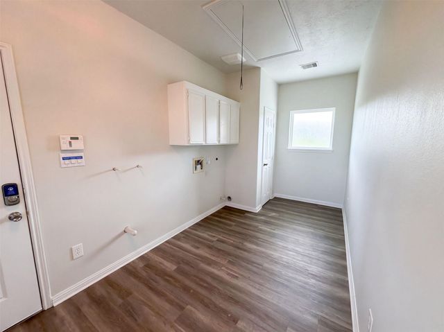 1619 County Road 612, Dayton, TX 77535