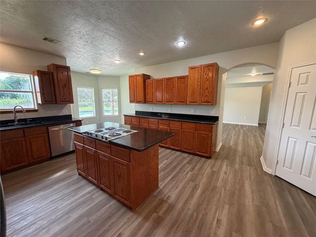 1619 County Road 612, Dayton, TX 77535
