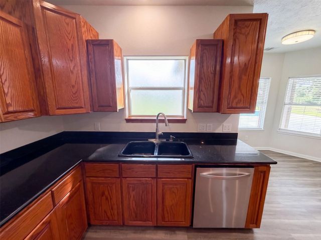 1619 County Road 612, Dayton, TX 77535