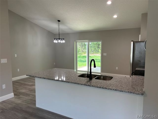 3339 W Early Place, Dunnellon, FL 34433