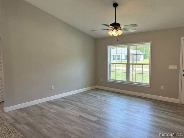 3339 W Early Place, Dunnellon, FL 34433