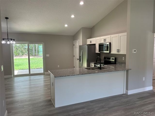 3339 W Early Place, Dunnellon, FL 34433