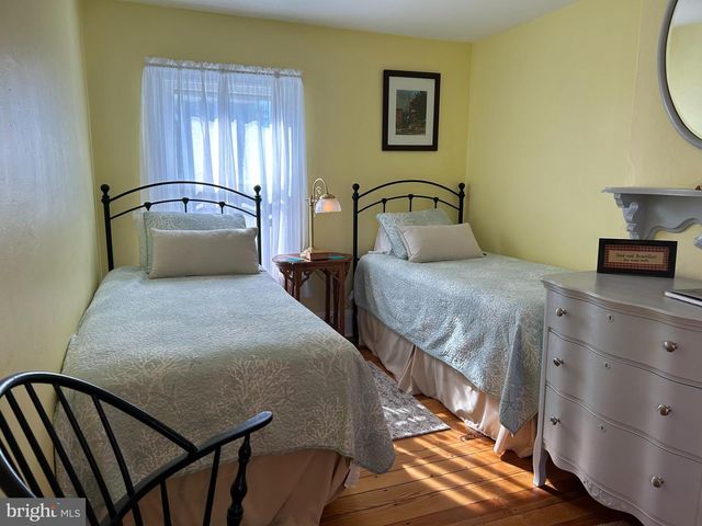203 WALNUT ST, Milton, DE 19968