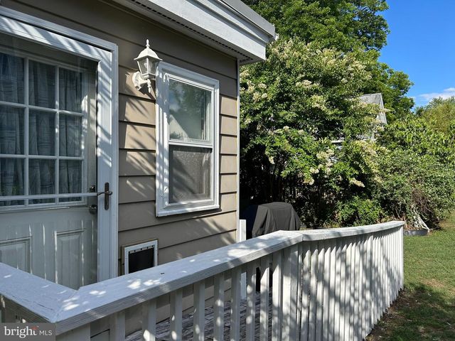 203 WALNUT ST, Milton, DE 19968