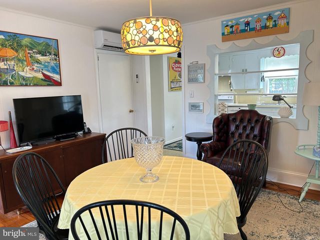 203 WALNUT ST, Milton, DE 19968
