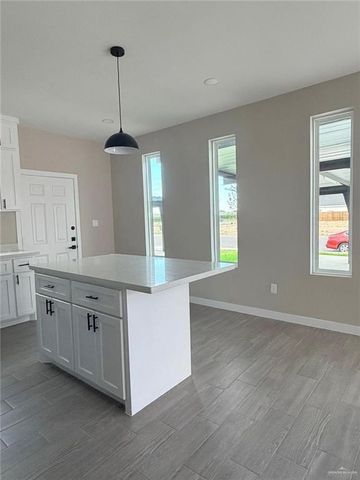 701 N Emerald Avenue 3, Edinburg, TX 78541