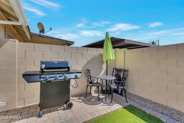 8914 W DESERT JEWEL Drive, Peoria, AZ 85345